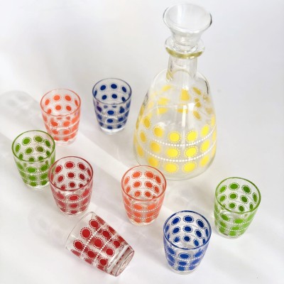 Zestaw w stylistyce pop-art, francuska karafka ze szklaneczkami, lata 60-70