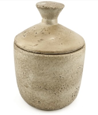  Naturalny, beżowy pojemnik z wieczkiem 20 cm