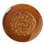 Patera Pruszków z abstrakcyjnym zdobieniem, brązowe szkliwo