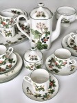 Serwis porcelanowy Seltmann  Weiden "Waldbeere" dla 6 osób