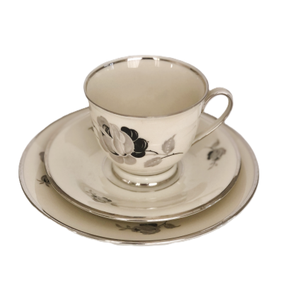 Trio porcelanowe Black Rose Kjobenhavns Porcellains Maleri.