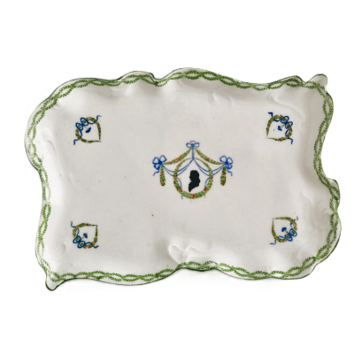Patera porcelanowa, nieregularna styl neorokokowy